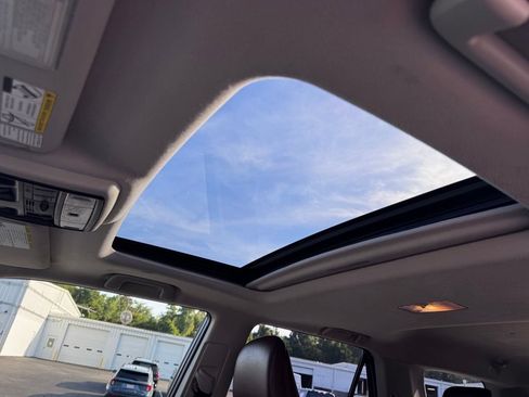 Used 2015 Toyota 4Runner Limited AWD/4WD image 13