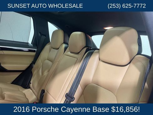 Used 2016 Porsche Cayenne AWD/4WD image 21