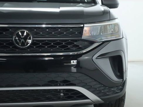 Used 2023 Volkswagen Taos S image 7