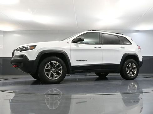 Used 2019 Jeep Cherokee Trailhawk image 51