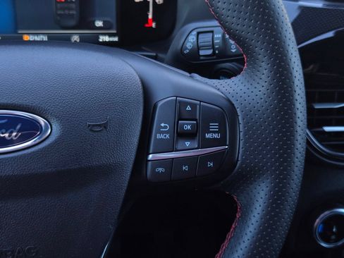 Used 2025 Ford Escape ST-Line FWD image 19