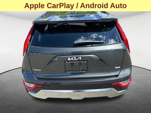 Used 2024 Kia Niro EX Touring FWD image 9