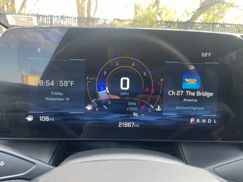 Used 2025 Chevrolet Equinox LT image 38