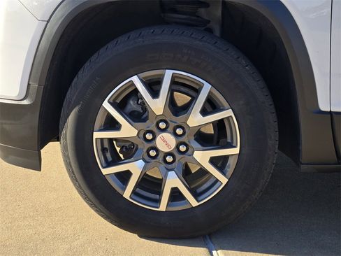 Used 2023 GMC Acadia SLE w/ Driver Convenience Package image 27