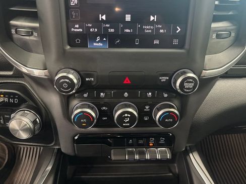 Used 2022 RAM 1500 Laramie w/ Sport Appearance Package AWD/4WD image 3