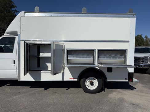 New 2025 Ford E-350 and Econoline 350 Super Duty w/ Power Equipment Group image 10
