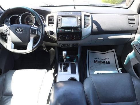 Used 2015 Toyota Tacoma 4x4 Double Cab image 18