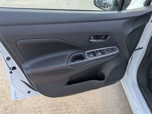 New 2025 Nissan Versa SR w/ Trunk Package image 11