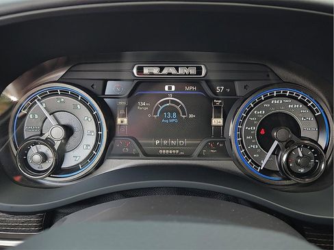 Used 2019 RAM 2500 Limited w/ Off Road Package image 18