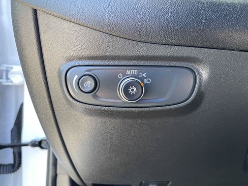 Used 2024 Chevrolet Equinox LT w/ LPO, Floor Liner Package FWD image 17