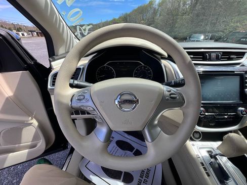 Used 2015 Nissan Murano S w/ Navigation Package image 10
