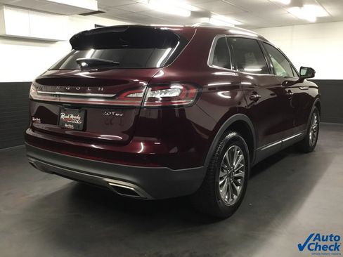 Used 2020 Lincoln Nautilus Reserve image 10