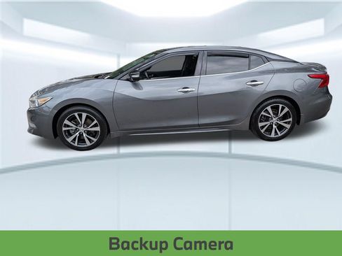 Used 2017 Nissan Maxima 3.5 SL FWD image 2