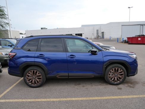 Used 2026 Subaru Forester Sport AWD/4WD image 5
