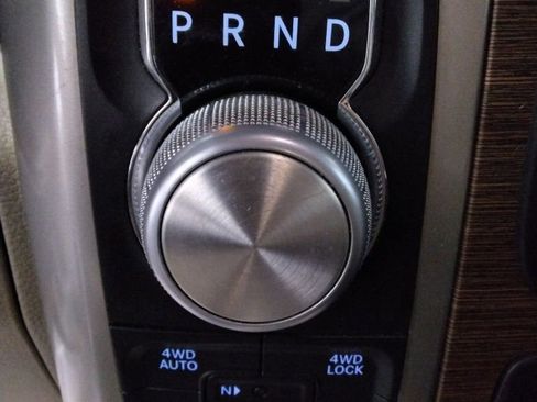 Used 2017 RAM 1500 Laramie w/ Convenience Group image 16