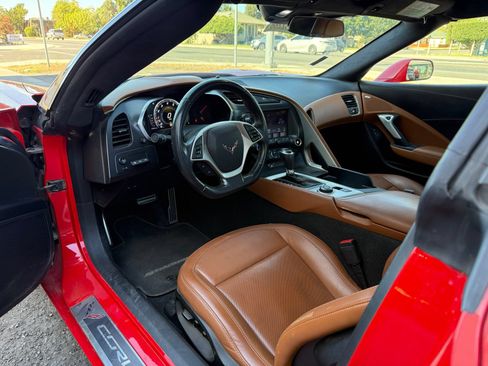 Used 2017 Chevrolet Corvette Stingray Coupe RWD image 9