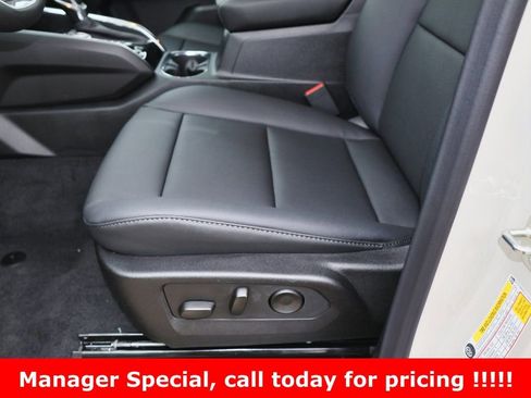 New 2026 GMC Canyon Elevation w/ Convenience Package AWD/4WD image 8