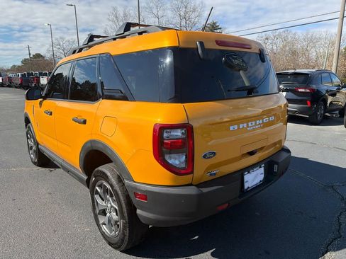 Used 2023 Ford Bronco Sport Badlands image 3