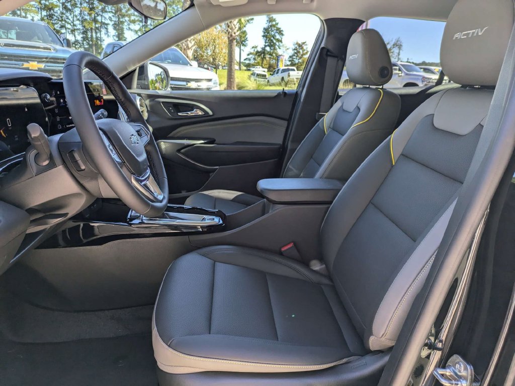 New 2026 Chevrolet Trax ACTIV w/ Driver Confidence Package FWD image 22
