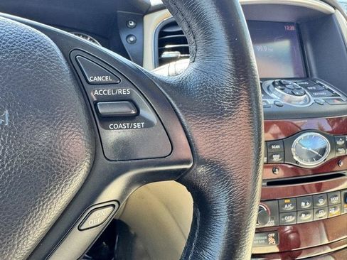 Used 2016 INFINITI QX50 AWD w/ Premium Plus Package image 18