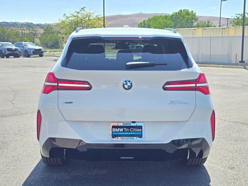 New 2026 BMW X3 xDrive30i w/ M Sport Package AWD/4WD image 5