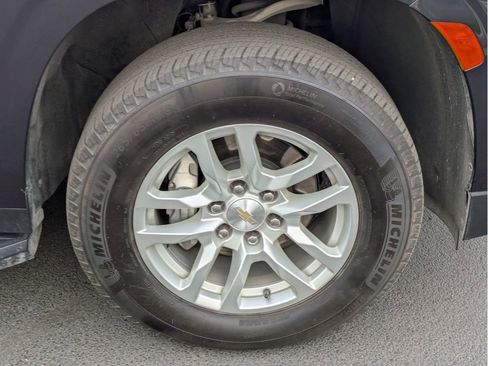 Certified 2024 Chevrolet Tahoe LS w/ Driver Alert Package image 31