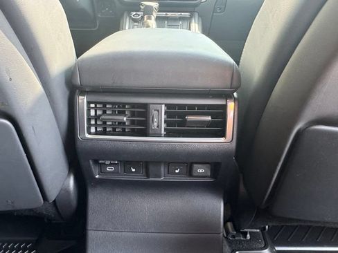 Used 2026 Lexus GX 550 AWD/4WD image 17