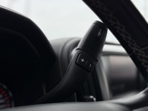 Used 2016 GMC Sierra 3500 SLE w/ SLE Preferred Package image 17