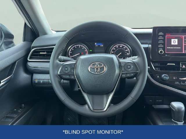 Used 2024 Toyota Camry SE w/ Convenience Package FWD image 9
