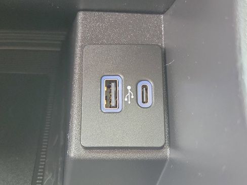 Used 2023 Ford Edge SEL AWD/4WD image 31