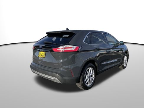 Used 2021 Ford Edge SEL image 3