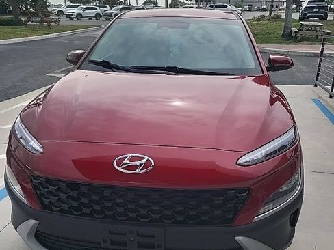 Used 2023 Hyundai Kona SE w/ Cargo Package AWD/4WD image 2