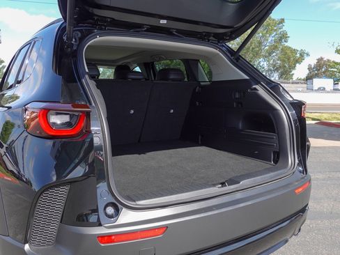 Used 2025 MAZDA CX-50 AWD 2.5 Hybrid w/ Premium Pkg image 24