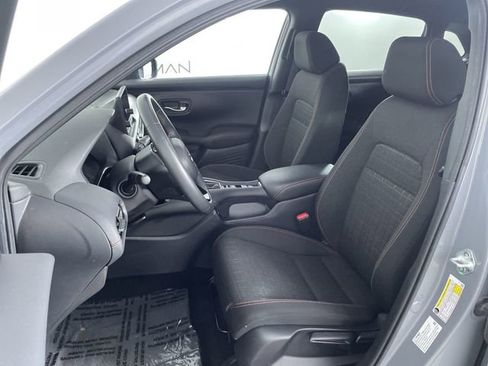 Used 2024 Honda HR-V Sport image 18