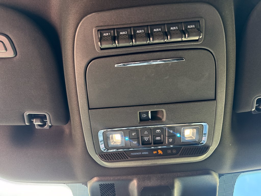 Used 2025 Ford F150 Raptor AWD/4WD image 17