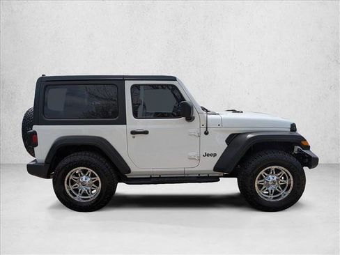 Used 2019 Jeep Wrangler Sport AWD/4WD image 4