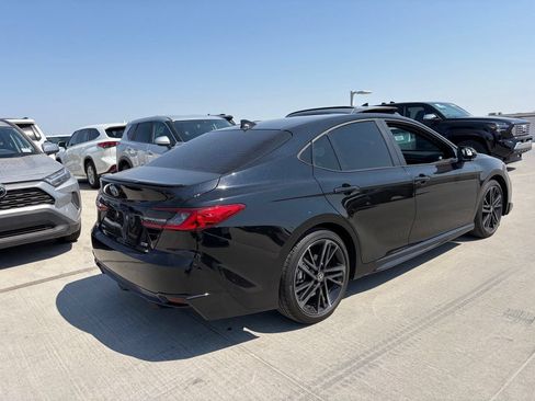 Used 2025 Toyota Camry XSE FWD image 2