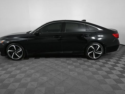 Used 2020 Honda Accord Sport image 3