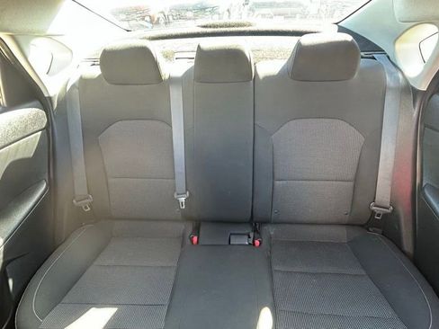 Used 2020 Kia Forte LXS image 19