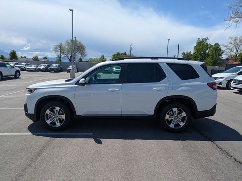 New 2026 Honda Pilot Elite image 8
