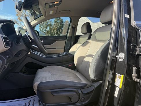 Used 2022 Hyundai Santa Fe SE image 10