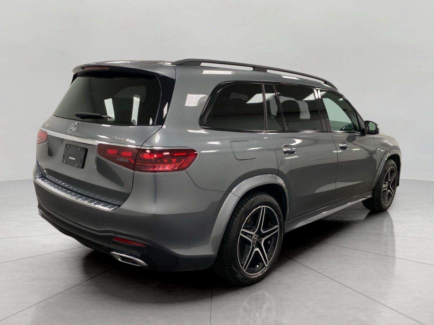 Certified 2024 Mercedes-Benz GLS 450 4MATIC image 3