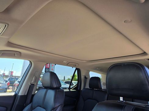 Certified 2024 Honda Pilot Touring image 15
