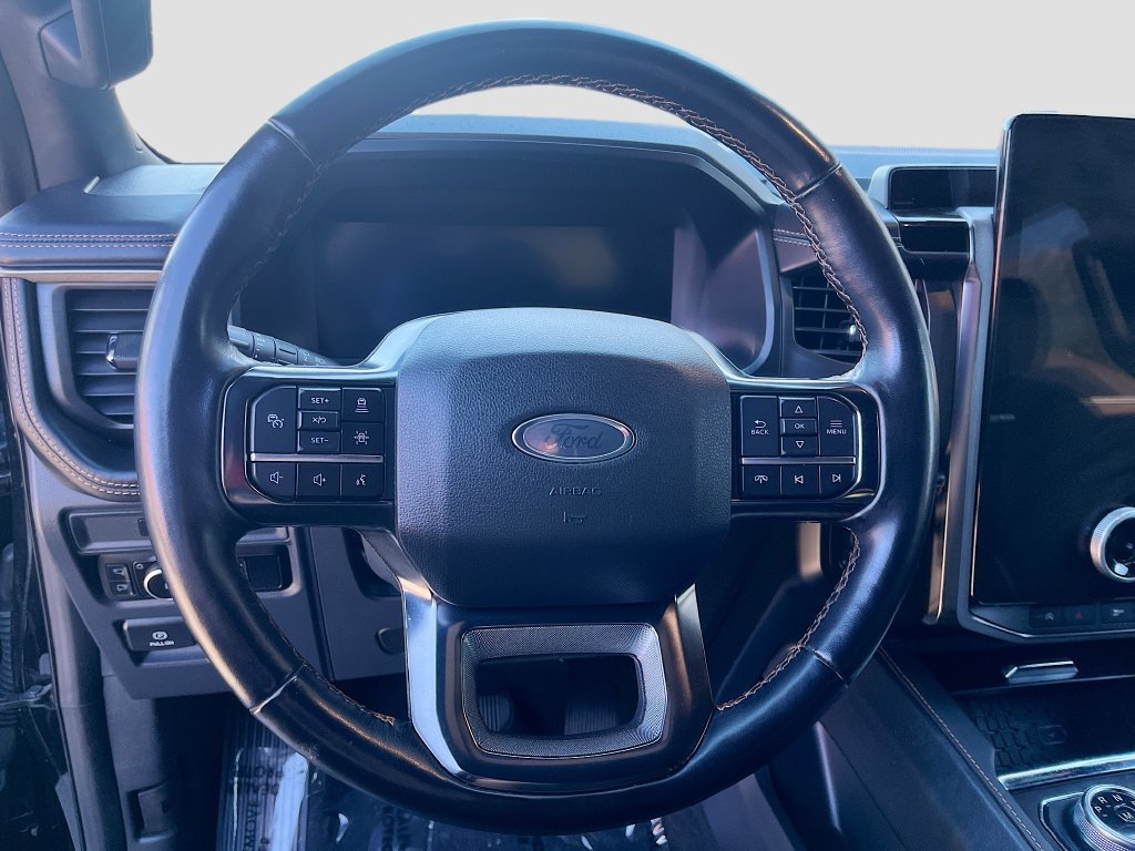 Used 2023 Ford Expedition Max Platinum AWD/4WD image 11
