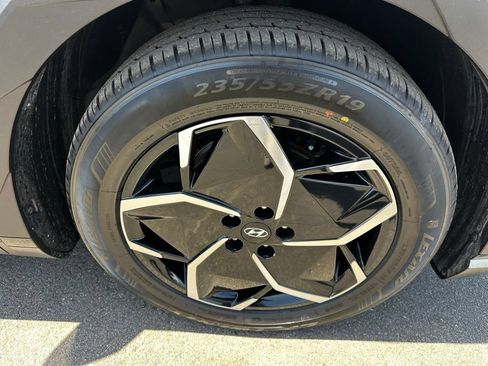 Used 2024 Hyundai Ioniq 5 SEL RWD image 12
