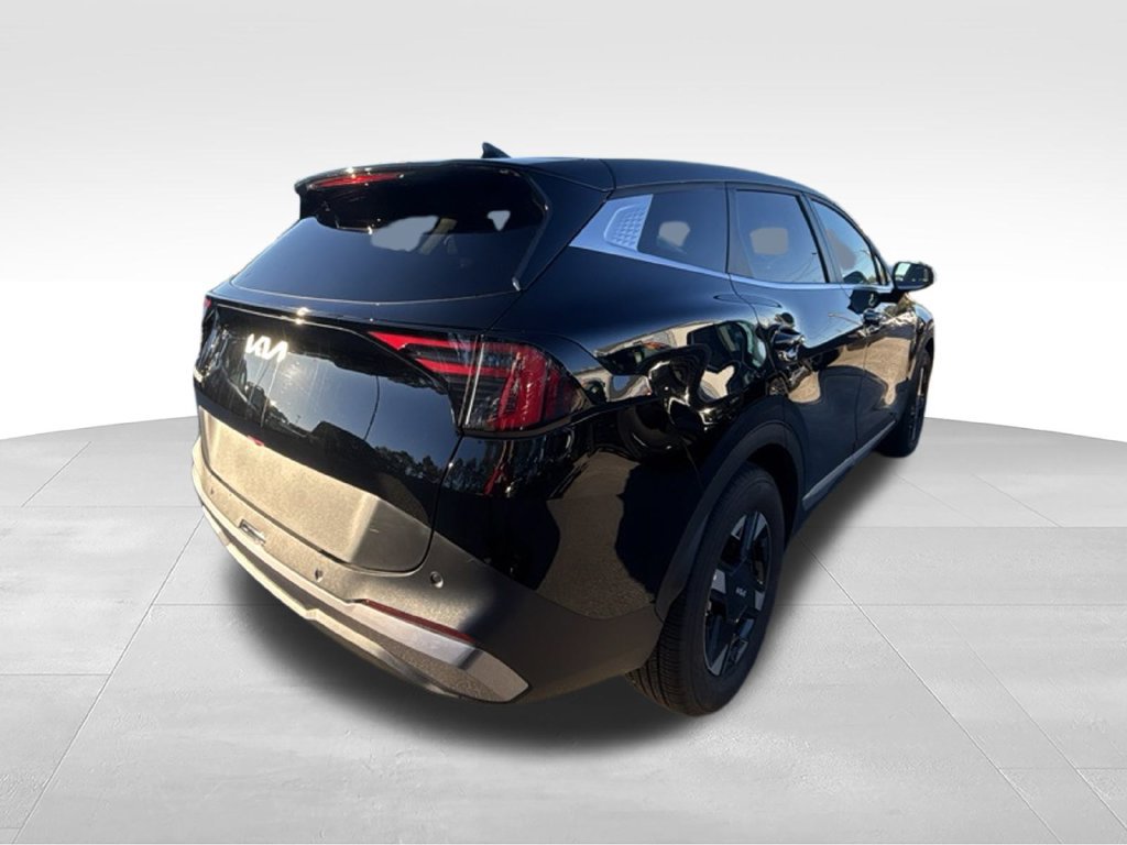 Certified 2026 Kia Sportage LX FWD image 6
