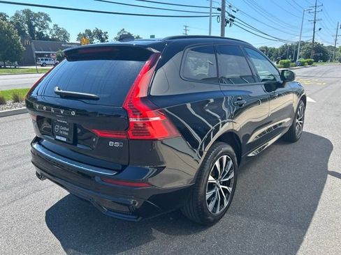 Used 2025 Volvo XC60 B5 Core w/ Protection Package Premier AWD/4WD image 5