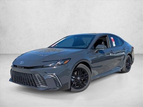 New 2026 Toyota Camry SE image 1