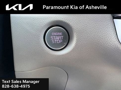 Used 2025 Kia Sorento S w/ Panoramic Sunroof Package image 15