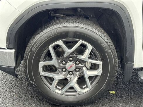 Used 2023 GMC Sierra 1500 SLT w/ SLT Convenience Package image 21